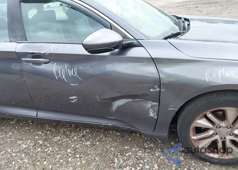 2019 Honda Accord Lx z USA, uszkodzony, nr VIN 1HGCV1F10KA059472